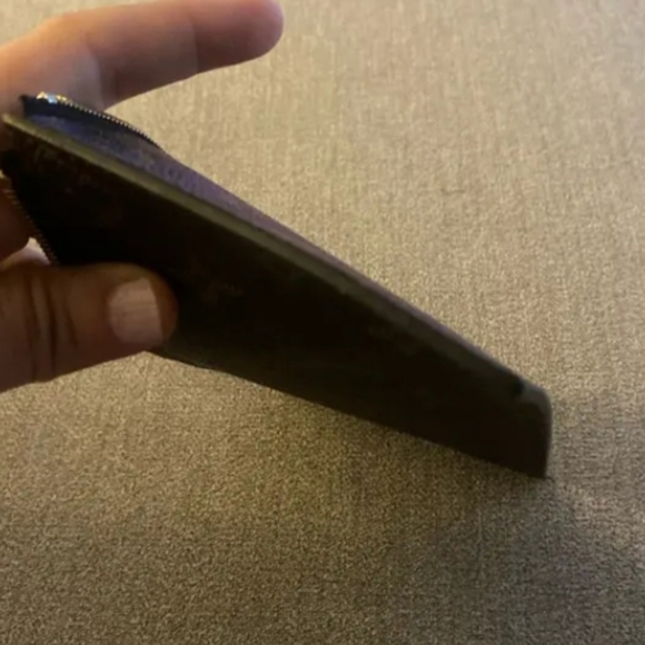 Louis Vuitton Leather Clutch/Pouch Bag - Picture 5 of 9